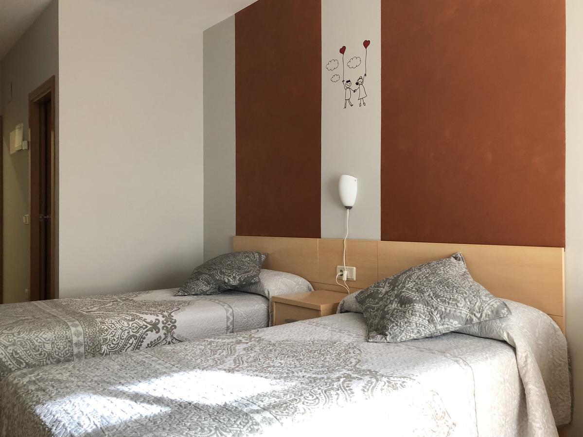 Hotel Vinas 17 Teruel Ngoại thất bức ảnh